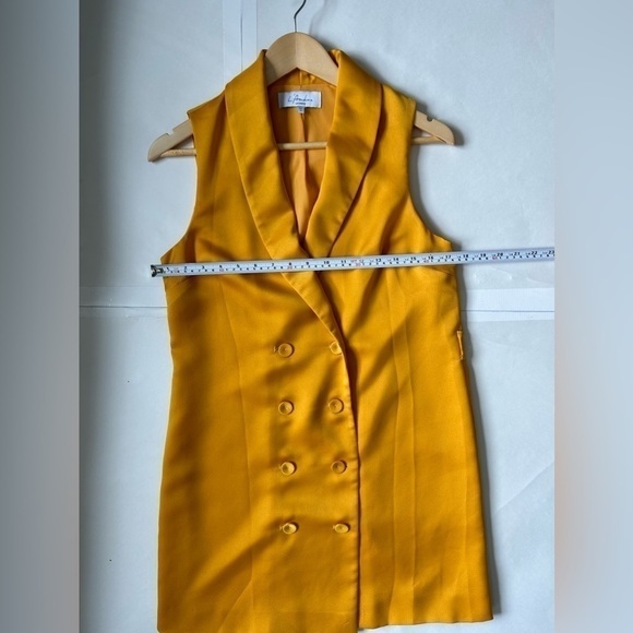 L'ACADEMIE revolve The Gretta Dress in Mustard Yellow - Picture 6 of 7